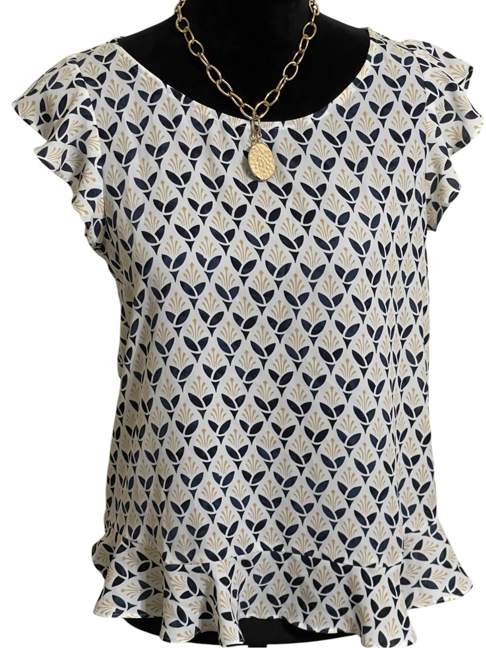 LOFT FLUTTER SLEEVE FEMININE PRINT TOP SZ  SM EUC